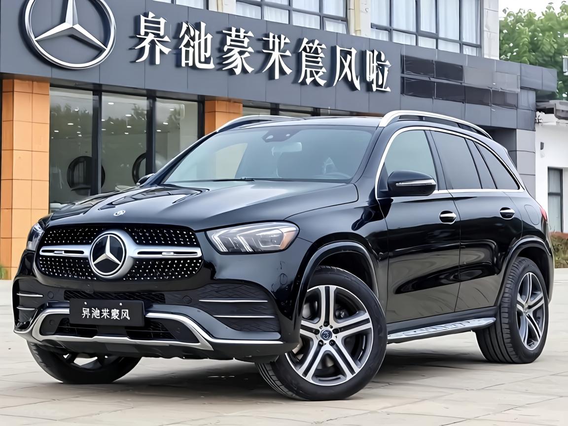 奔驰豪华suv车型，奔驰豪华suv车型图及报价